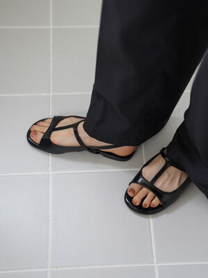 Round T strap sandal_24067_black