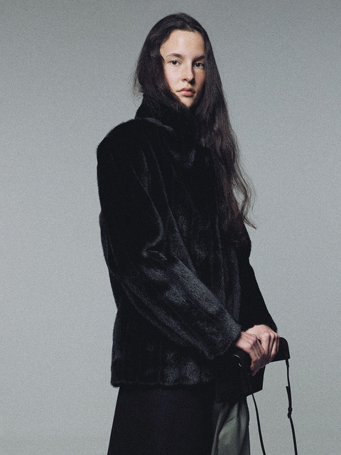 낫띵리튼 Misha faux fur jacket (Black)