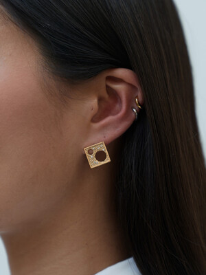 SEOUL ESSENTIAL EARRING