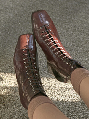 1653 Neele Race up Ankle Boots_Brown