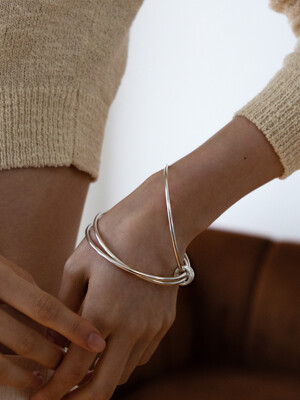 triple bangle