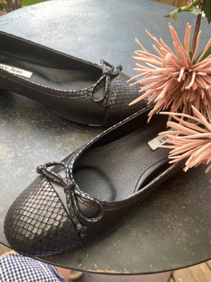 lovely flat shoes - black phyton