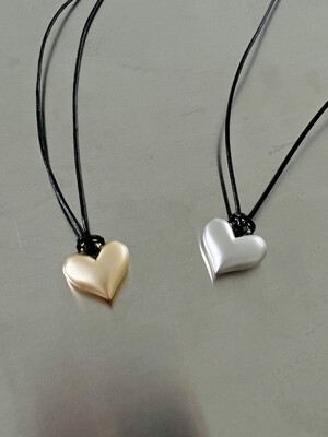 HEART LEATHER STRING NECKLACE (2colors) AN223009