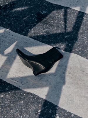 Luisa Wedge Ankle Boots / Y.08-B22 / BLACK