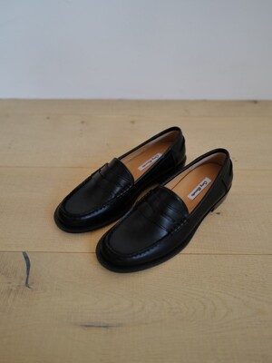 Cowhide Classic Loafer
