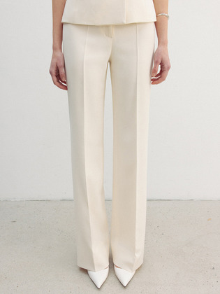パンツ [BAU by Bride And You] ABIGAIL Semi wide straight trousers 비에이유 바이 브라이드앤유]ABIGAIL Semi wide straight