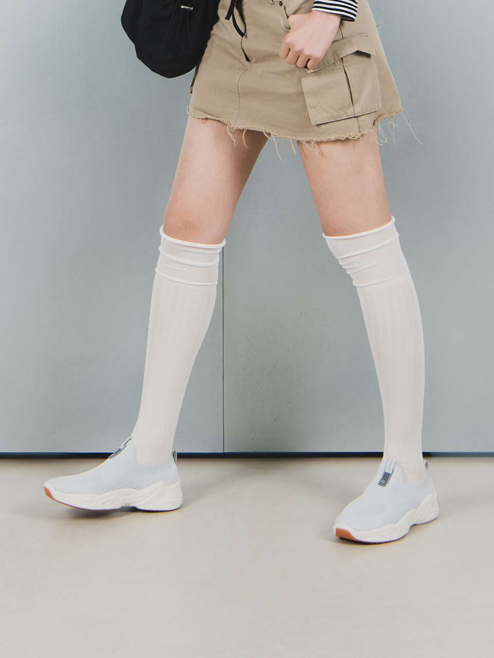 GENEFIT FUNCTIONAL SNEAKERS_LIGHT GRAY