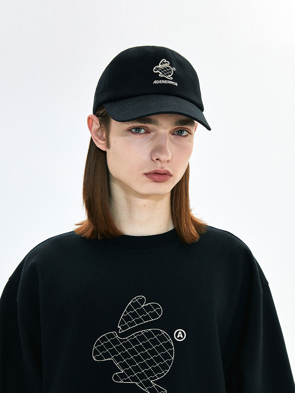 아더에러]Twinny logo cap Noir