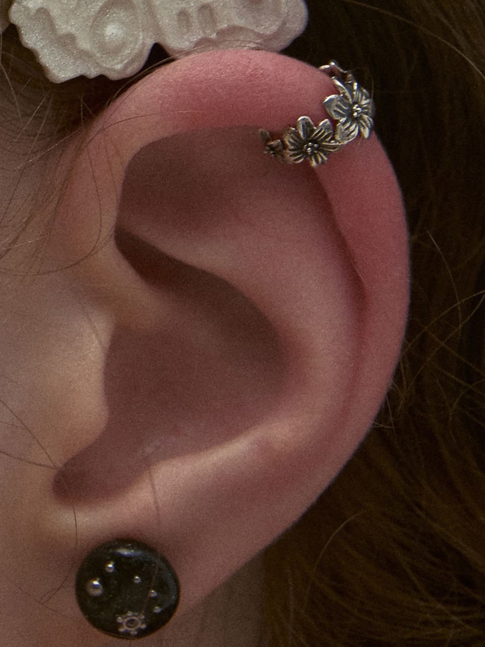 [silver925] posy ear cuff-black серебро