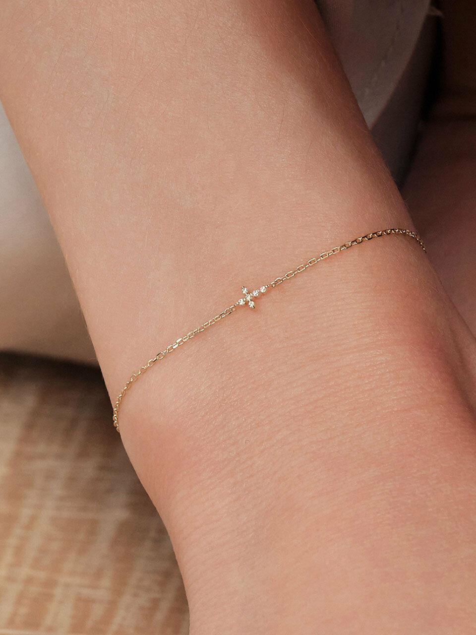 Браслет с крестом из 14k золота с бриллиантами #LCB06