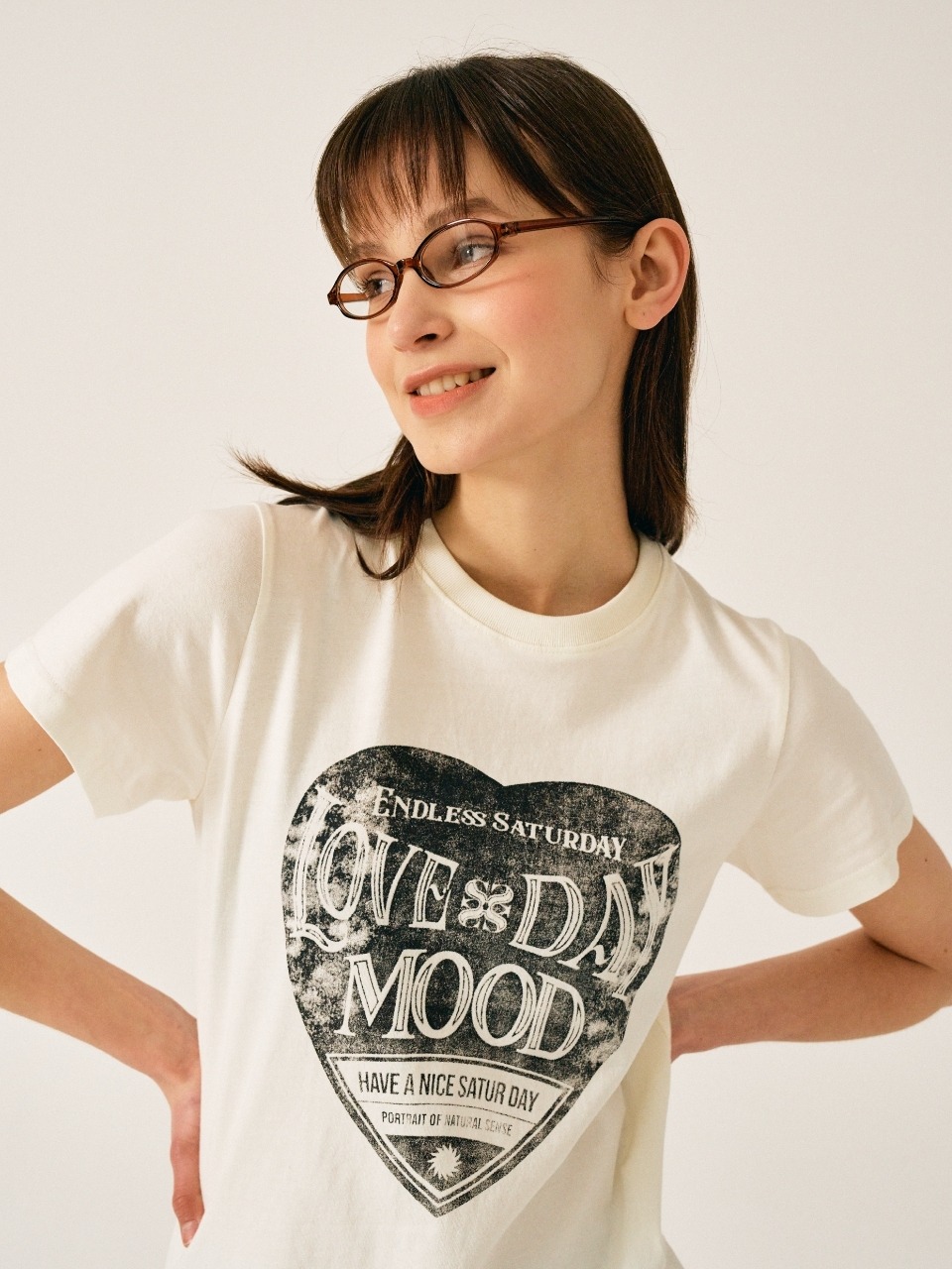 Футболка Saturday Retro Mood Graphic Vintage White