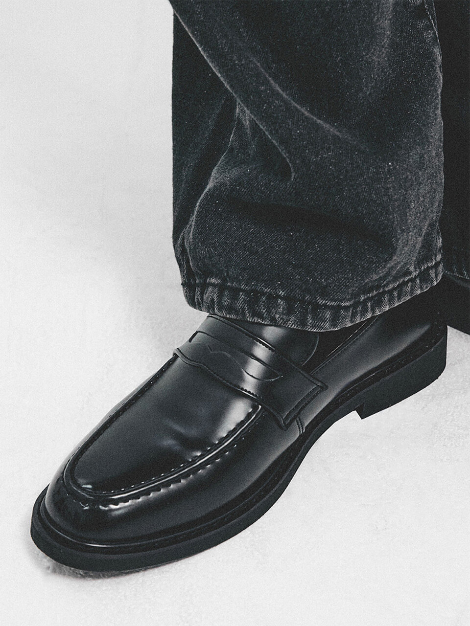 25Paco JC2435 Slit Penny Loafer Black 58.5