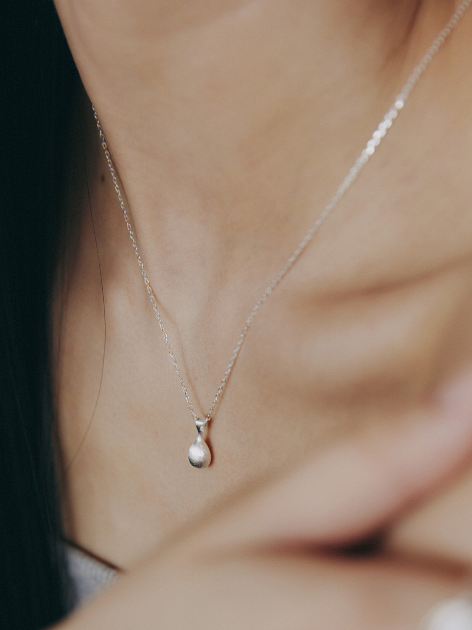 (silver 925) Mute textured necklace