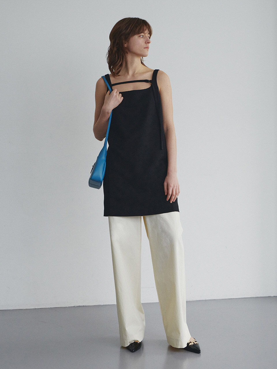 ● LOEUVRE ● Strap Sleeveless Mini Dress SW4MO733-10 루에브르]Strap Sleeveless Mini Dress SW4MO733-10