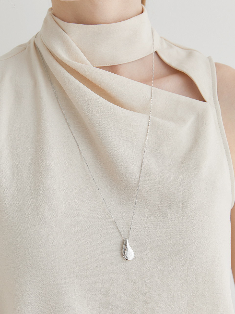 polka dots подвеска over chain necklace (N013_silver)