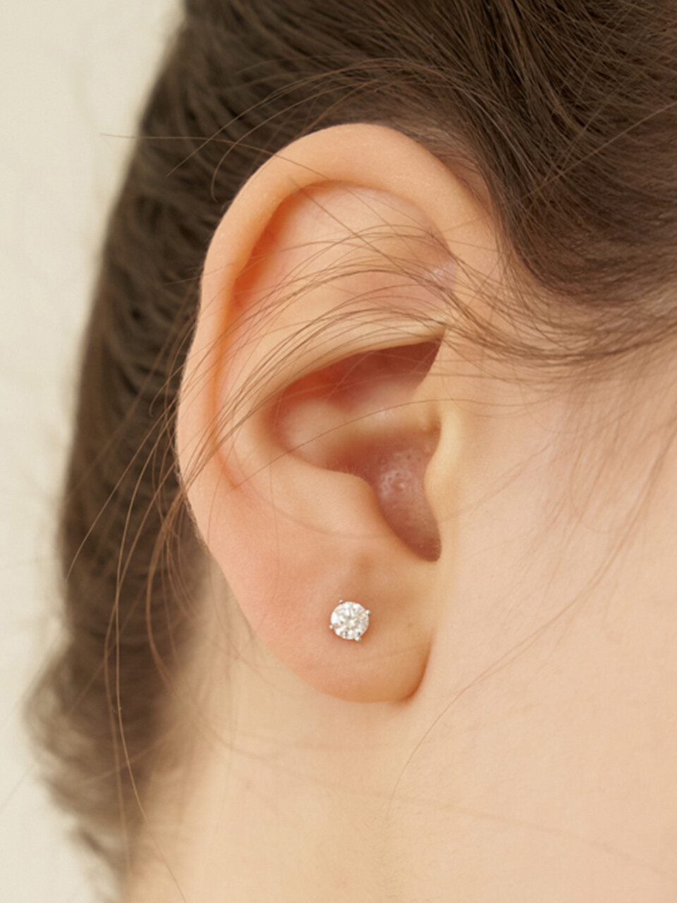 Серьги из серебра 925 с муассанитом 0.25 и 0.1 карата DE0001