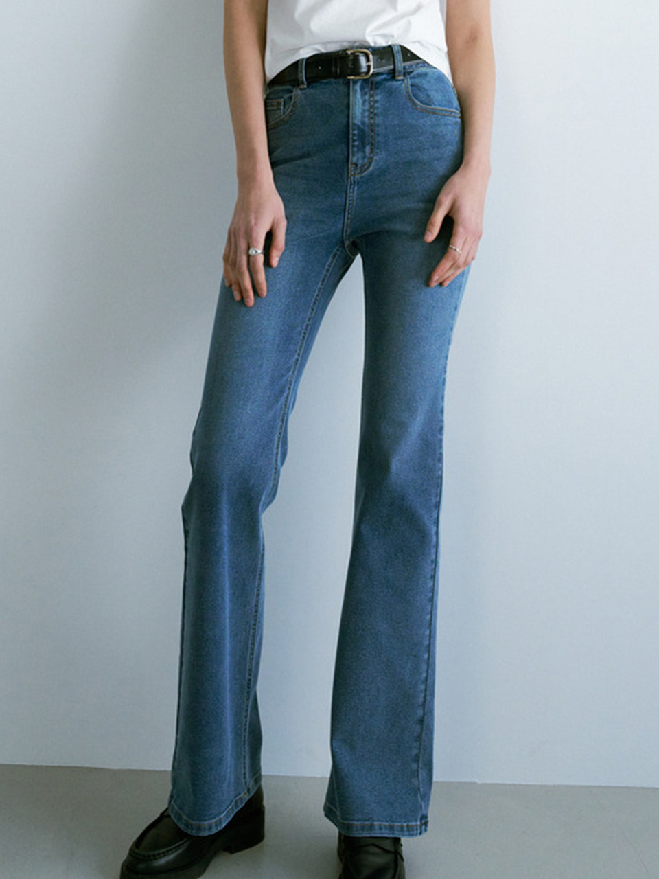 Mid-rise Bootscut Denim Pants_2color