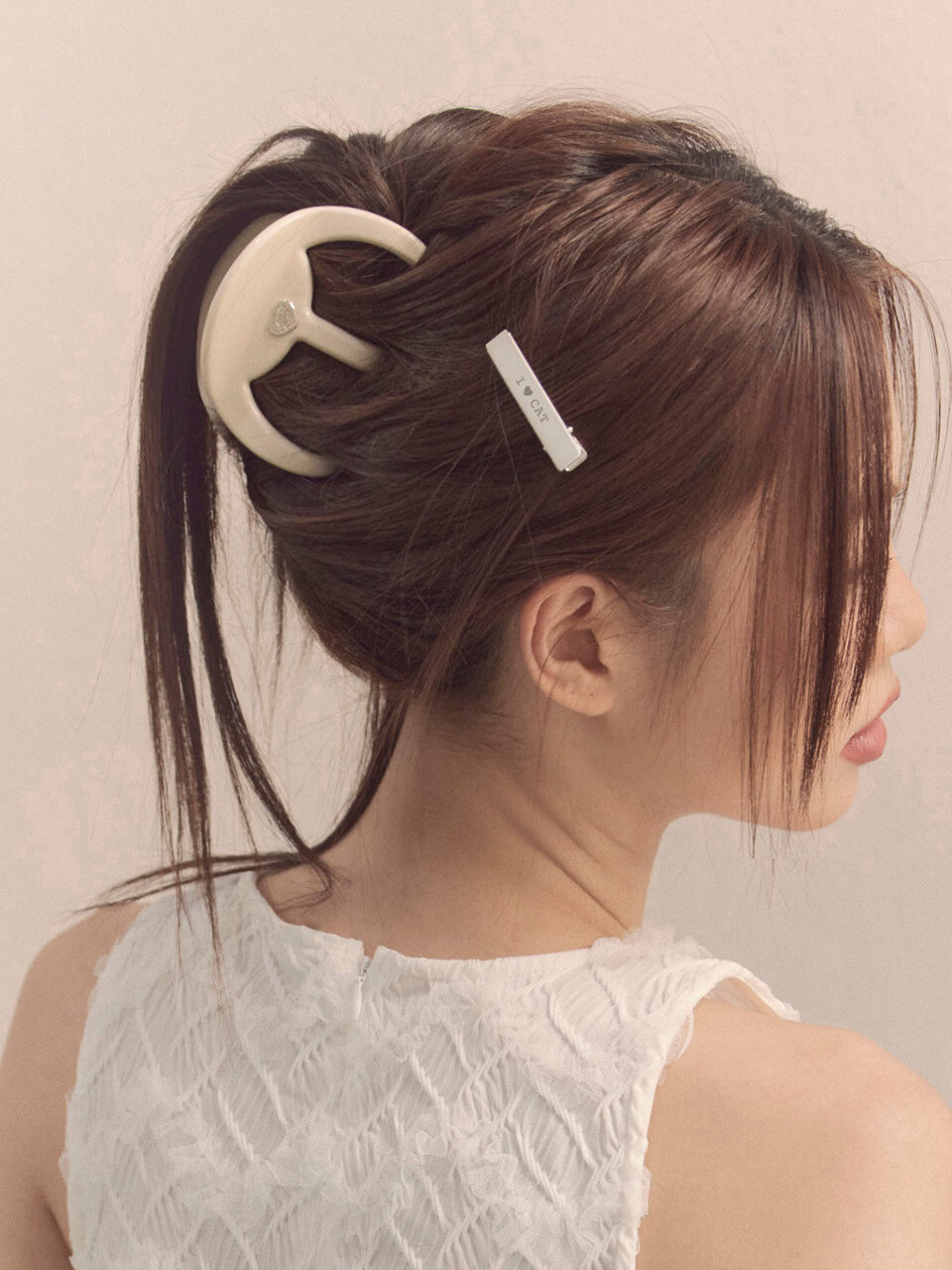 Заколка-краб Mega Hair Claw - Oat (в упаковке)