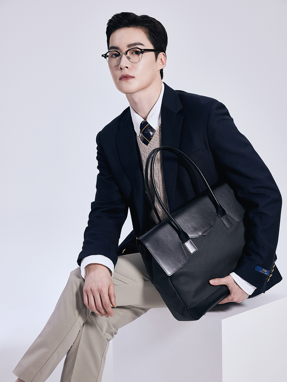 Polygon LG flap tote