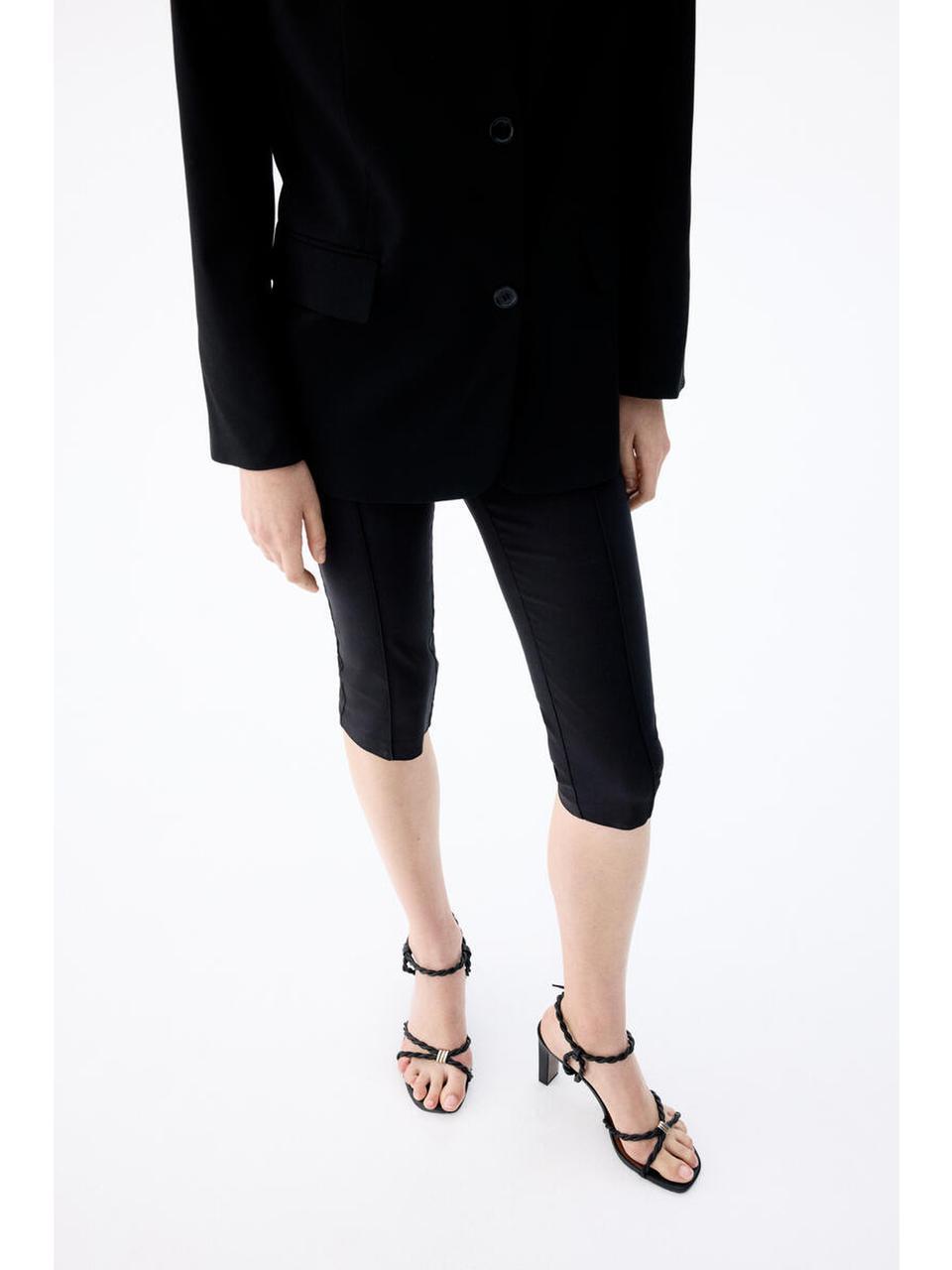 H&M ストラップヒールサンダルブラック 1333021001