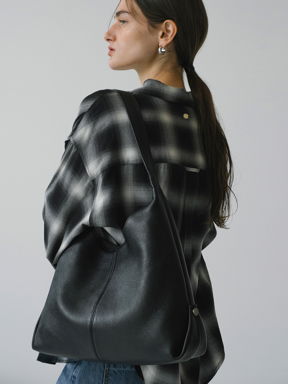 SIAC3076 Lambskin Flow сумка L_Black