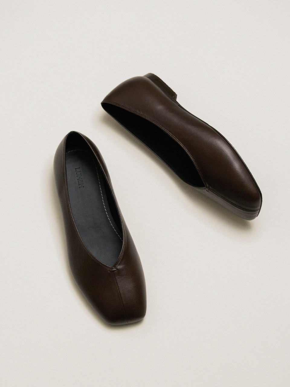 Base Flat Shoes 2colors