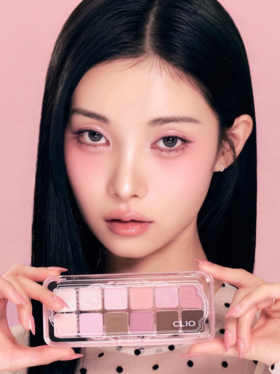 Палетка теней Pro Eye Palette Air + кисть Pro Eye Shadow Brush 1EA