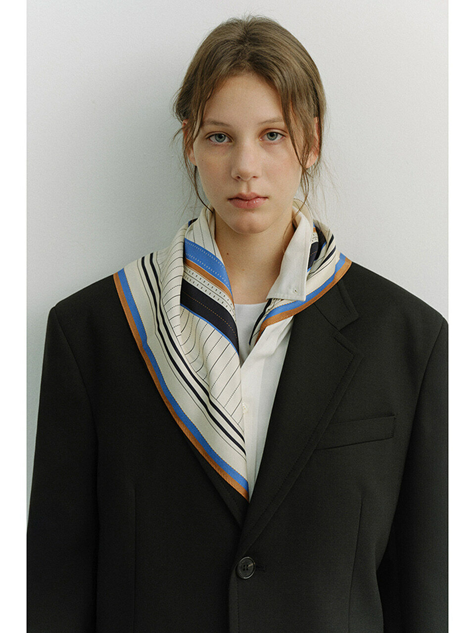 LINEAR FRAME SCARF CREAM NAVY_UDMU6E101MU