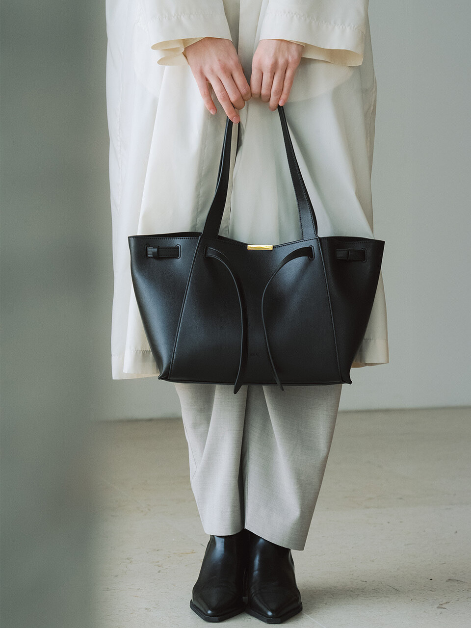 N CHIC VILLE MEDIUM BAG 2 colors