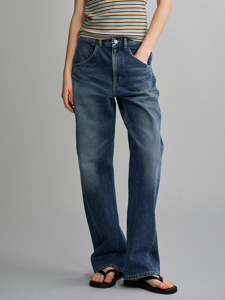 Джинсы curved tapered — deep blue