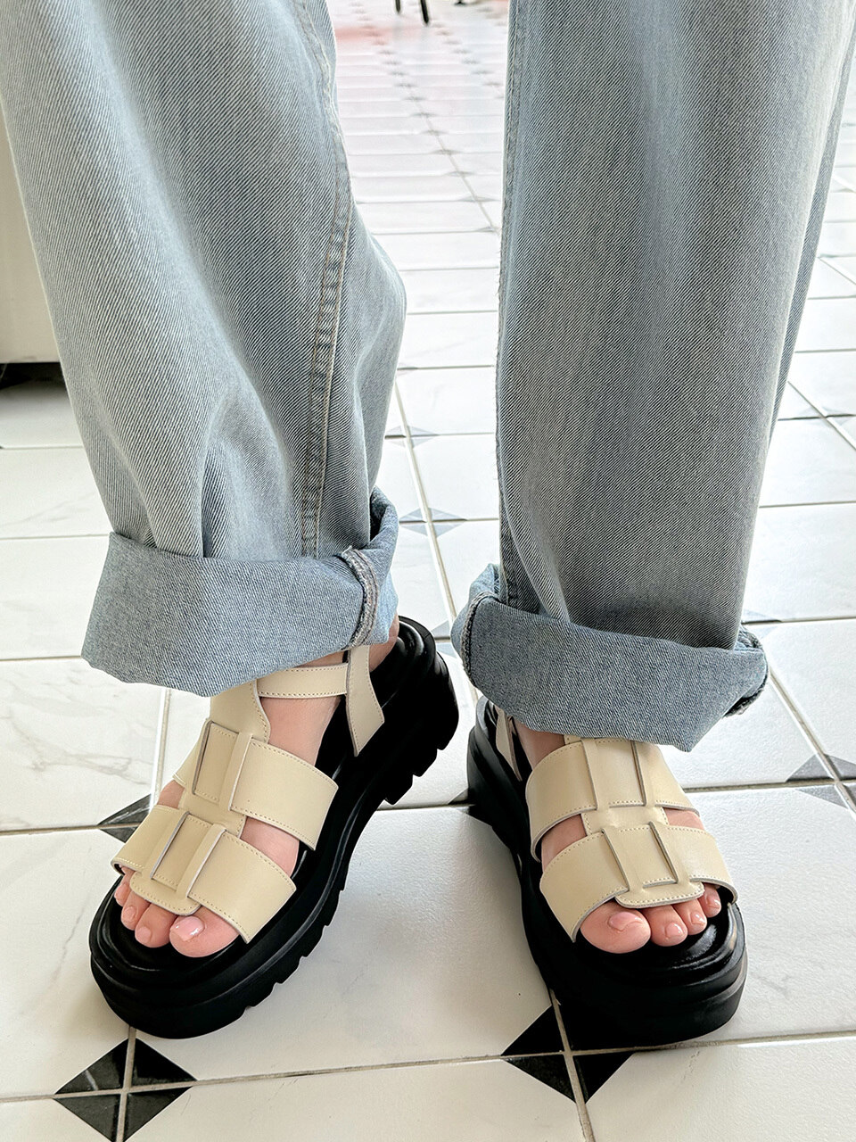 Кожаные сандалии Chunky Milen Vi21216 5.5cm