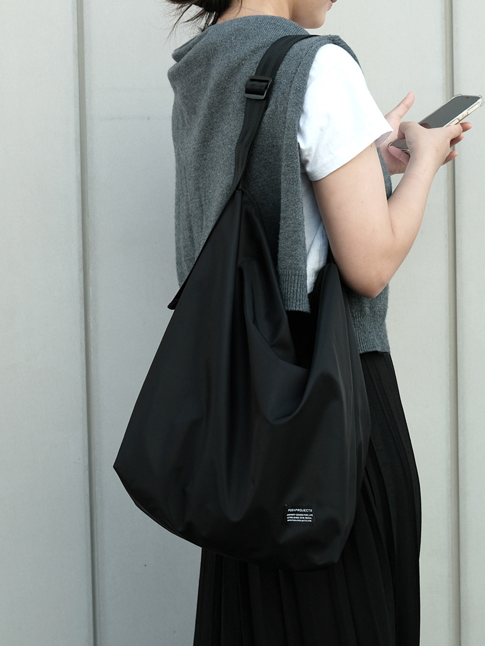 Сумка-кенгуру RJ137 Large Black