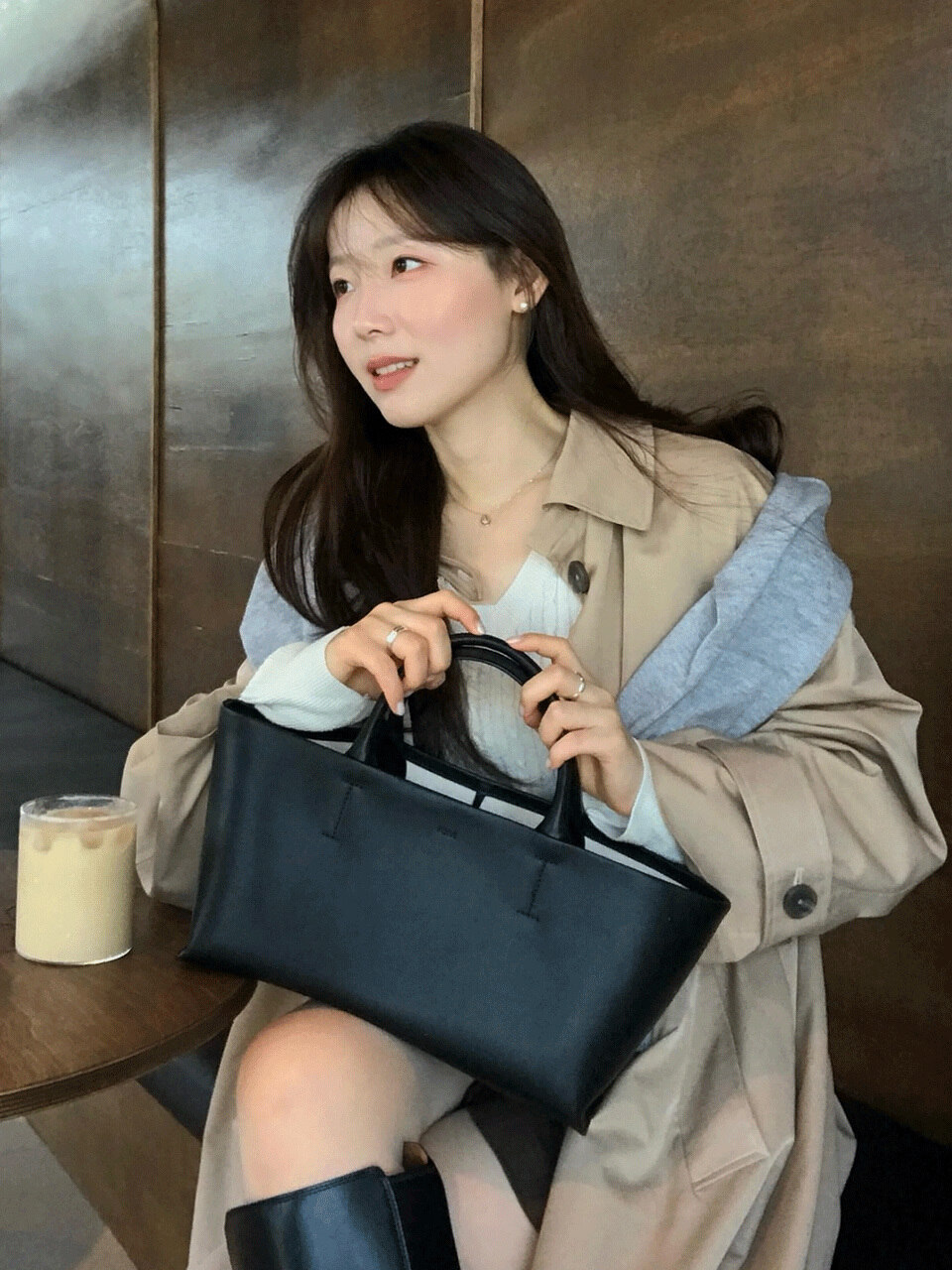 MELOU Tote Black