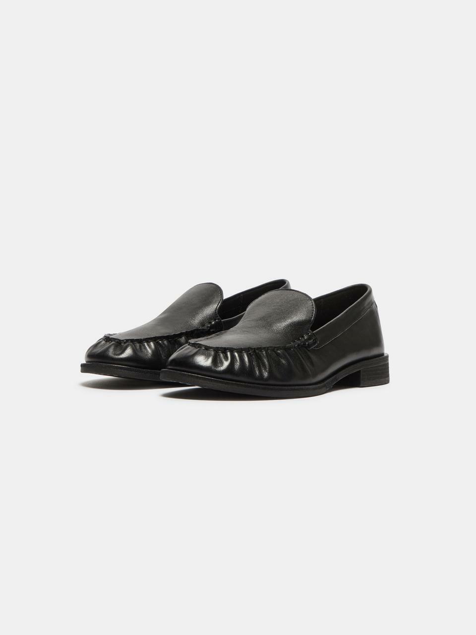 Vintage Classic Loafer (Black) DG1DS26020BLK