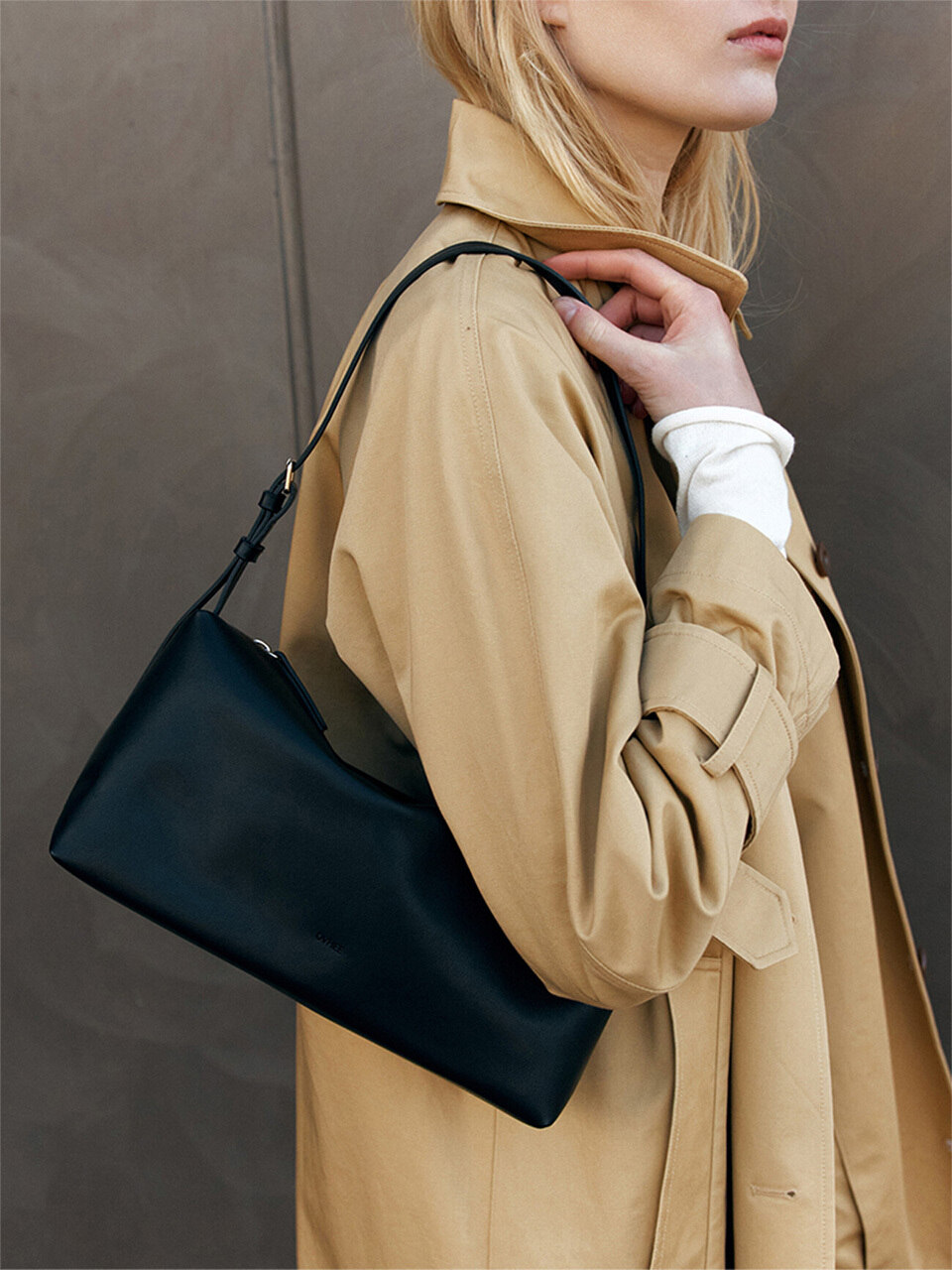 Minu Shoulder Bag Black