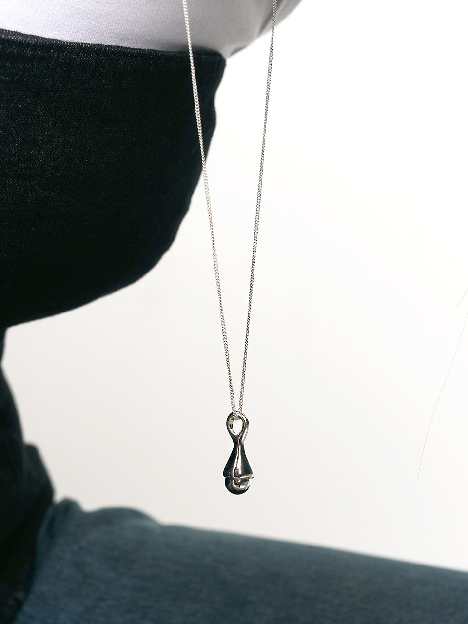 светлыйing pendant long necklace