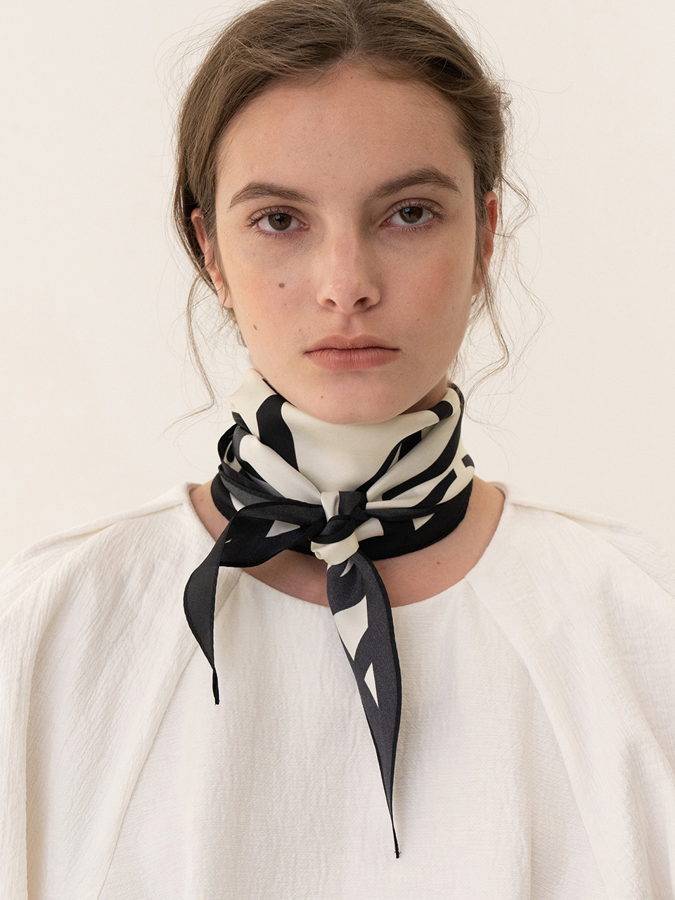 Silk 100% Scarf 01