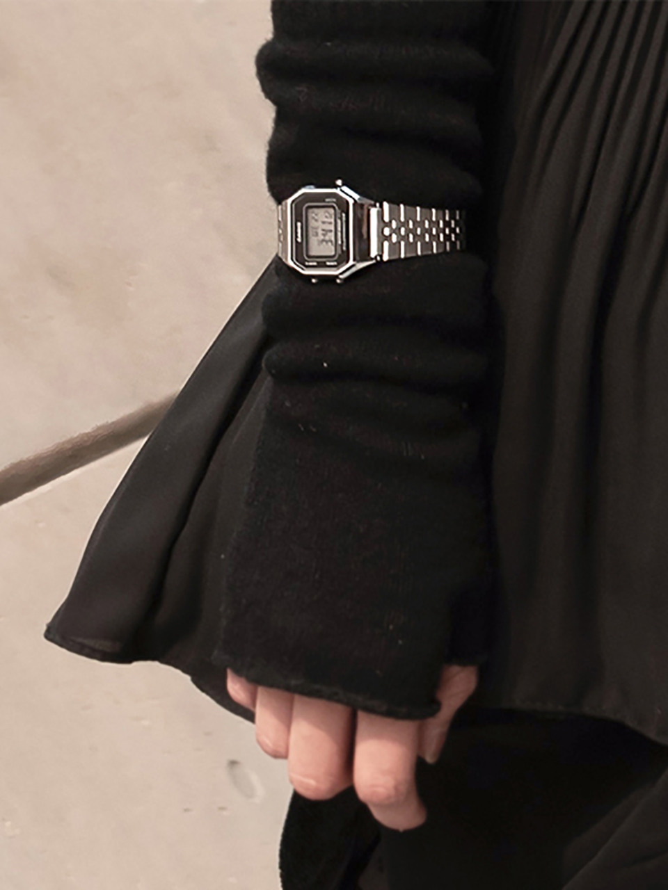 Женские винтажные цифровые часы Casio Youth Black