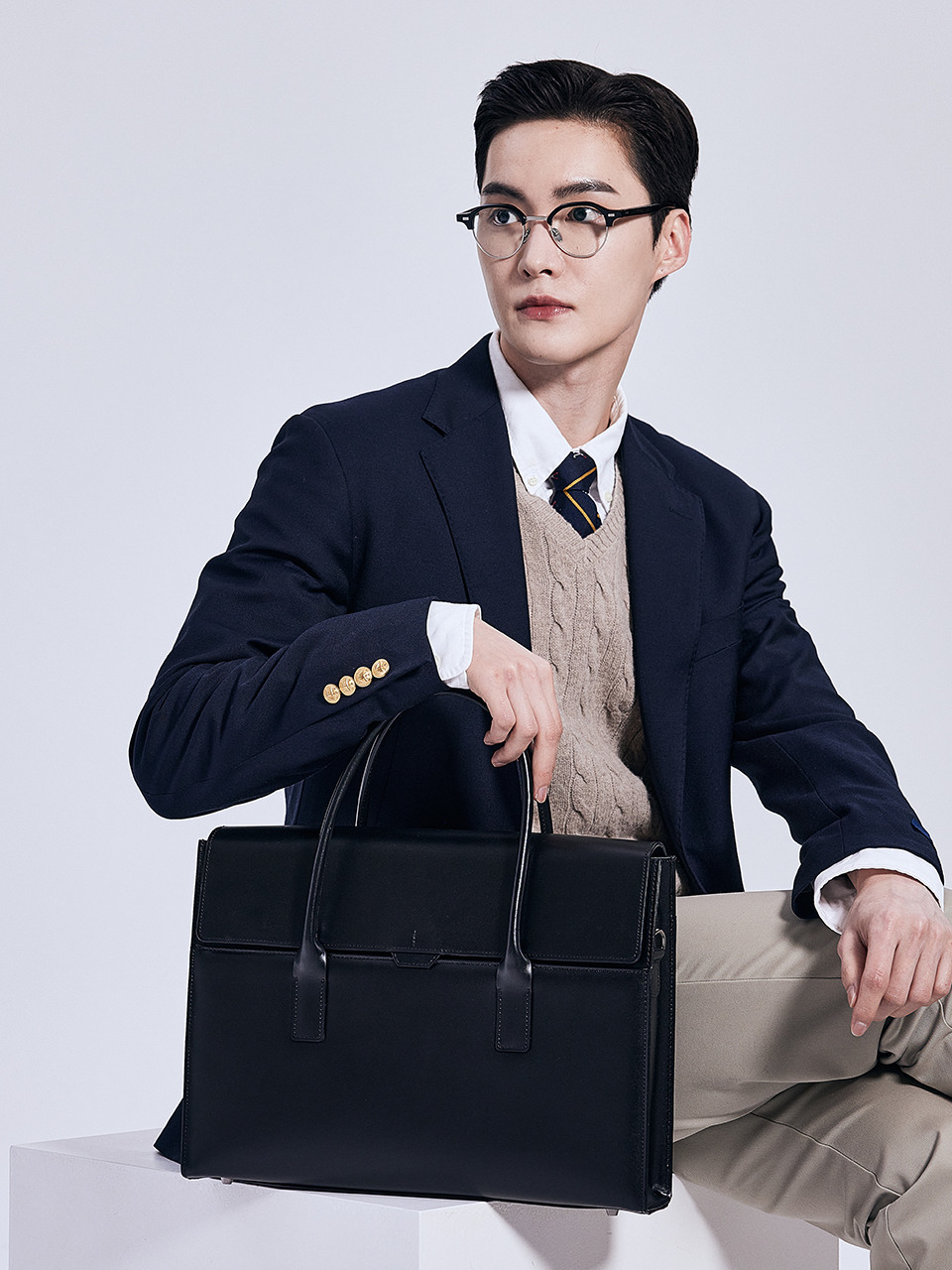 Polygon top handle business tote