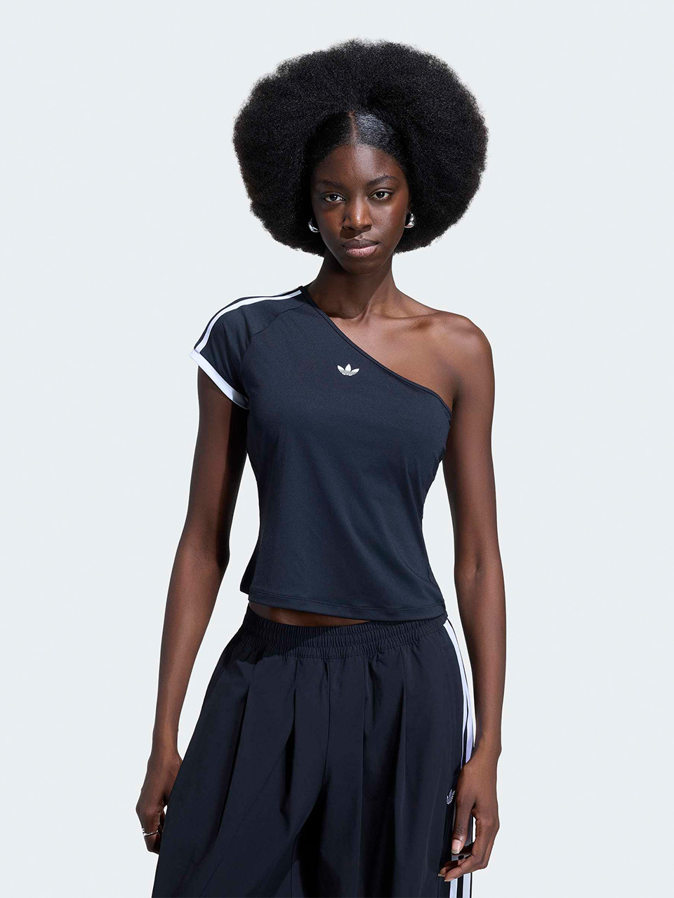 [KY5180] OFFSHOULDER TEE