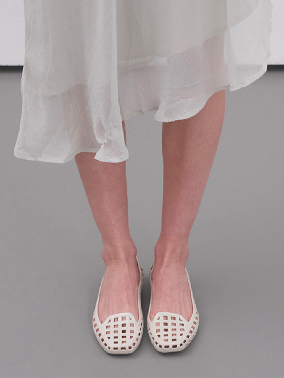 Classic Plain Ivory